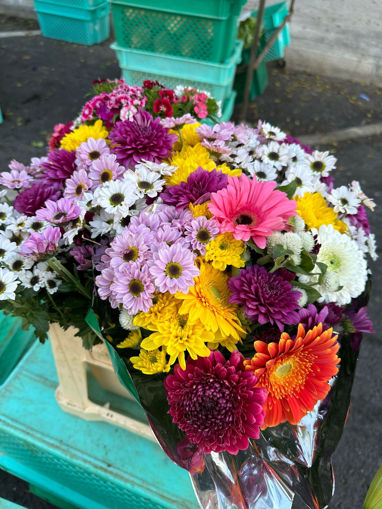 Picture of Mixed Bouquet of Seasonal Flowers